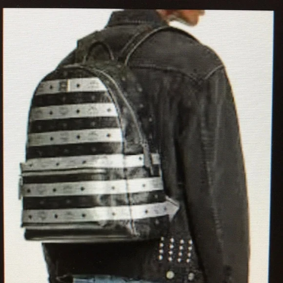 MCM Spot viseto backpack !!!!Price Firm